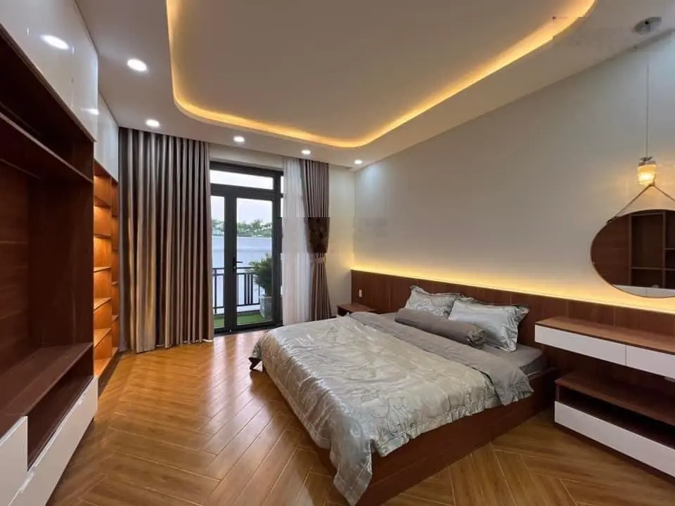 Bán nhà 80/11/19 đường số 5 P17 4 tầng 4pn 5wc Thang máy 450kg hẻm 7m full nội thất