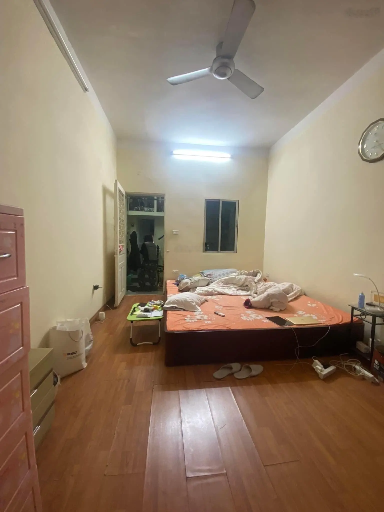 bán nhà mặt phố Lê Duẩn - Đống Đa 68m2 tặng nhà 3 tầng kiên cố, lô góc kinh doanh đỉnh
