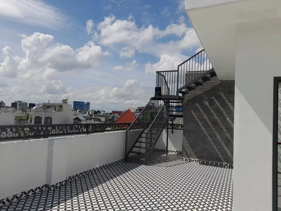 Bán nhanh nhà Khuông Việt, Tân Phú, 126m2, 1T3L, đang cho thuê làm văn phòng, hẻm to 4,5m