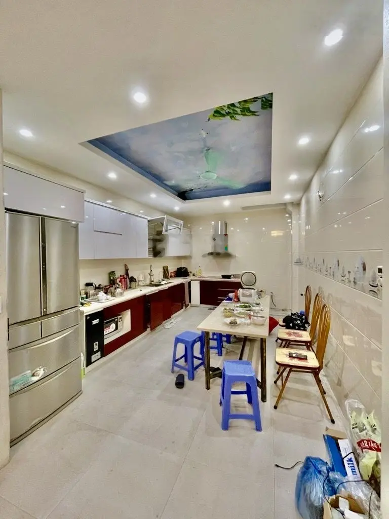 Bán nhà Nguyễn Văn Cừ 55m2 - chỉ hơn 10 tỷ - ô tô thông - kinh doanh - tặng full nội thất - dân xây