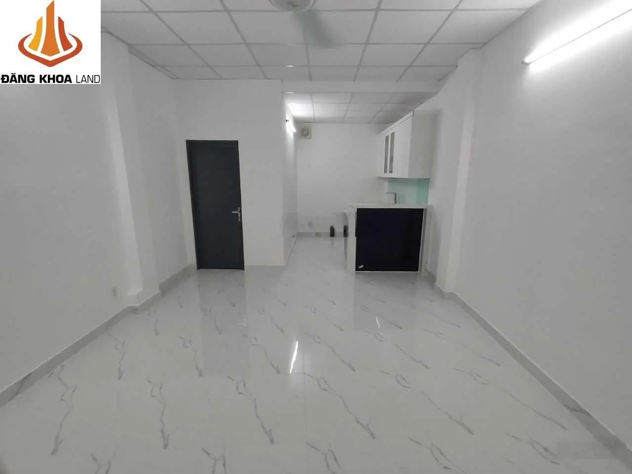 Hàng ngộp - Nhà cấp 4 DT 93m2, gần đường Hoàng Diệu 2, kế bên trường ĐH Ngân Hàng