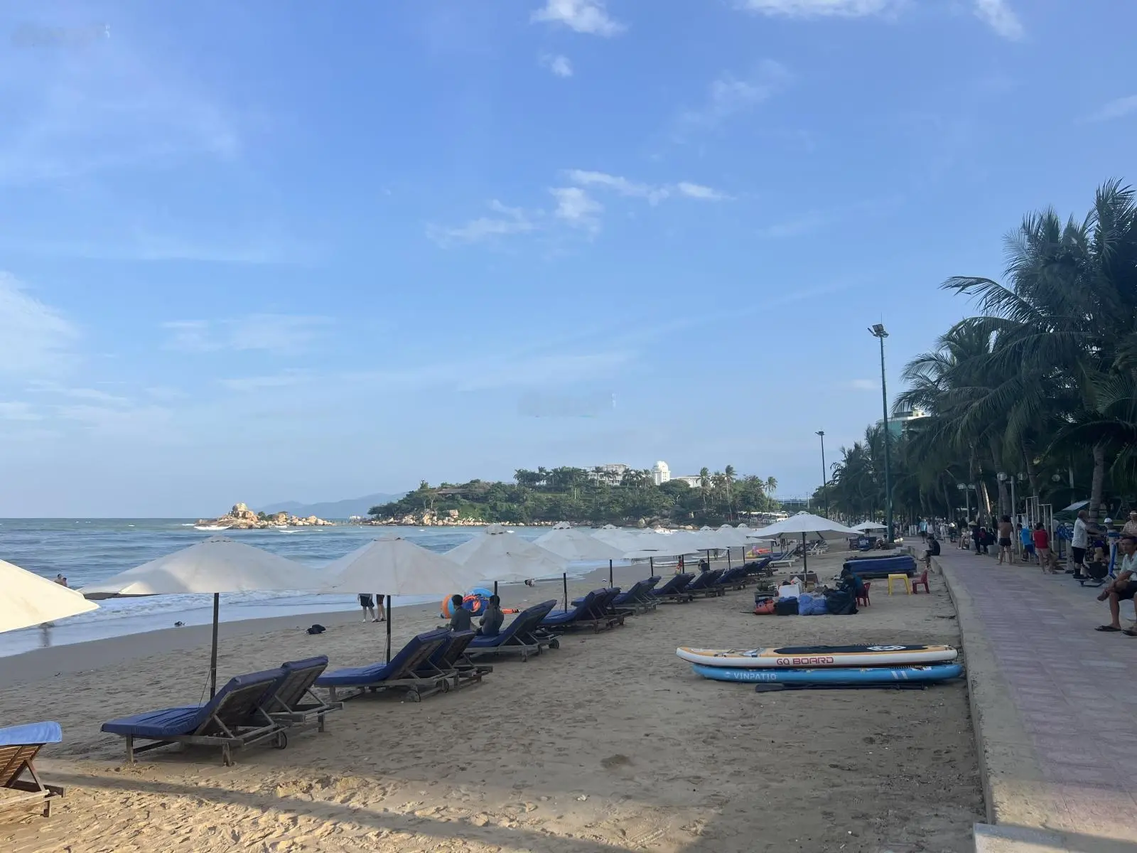 Bán đất hẻm 5m Phạm Văn Đồng, Vĩnh Hoà, Nha Trang, dt 161m2 (ngang 5,3m) hướng đông - Giá 55tr/m2