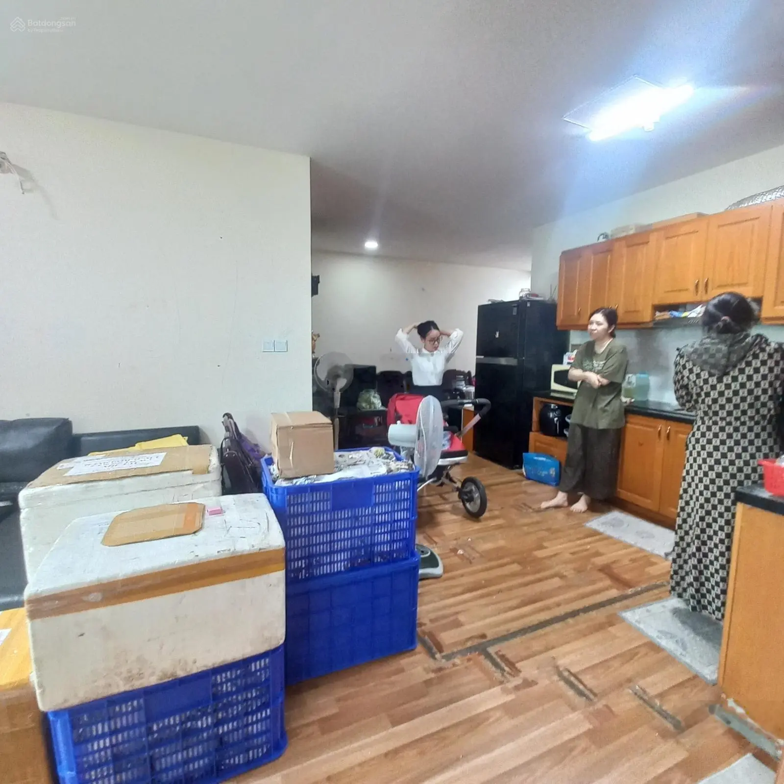 Sổ đỏ chính chủ! Căn 2 ngủ 70m2 tại chung cư 89 Phùng Hưng, giá 2.65 tỷ LH 0362 594 ***