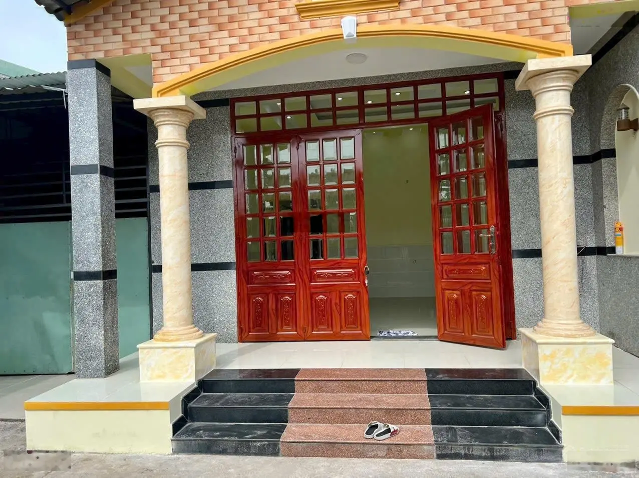 Siêu phẩm, gia chủ đi đinh cư nuoc ngoai , cần bán gấp