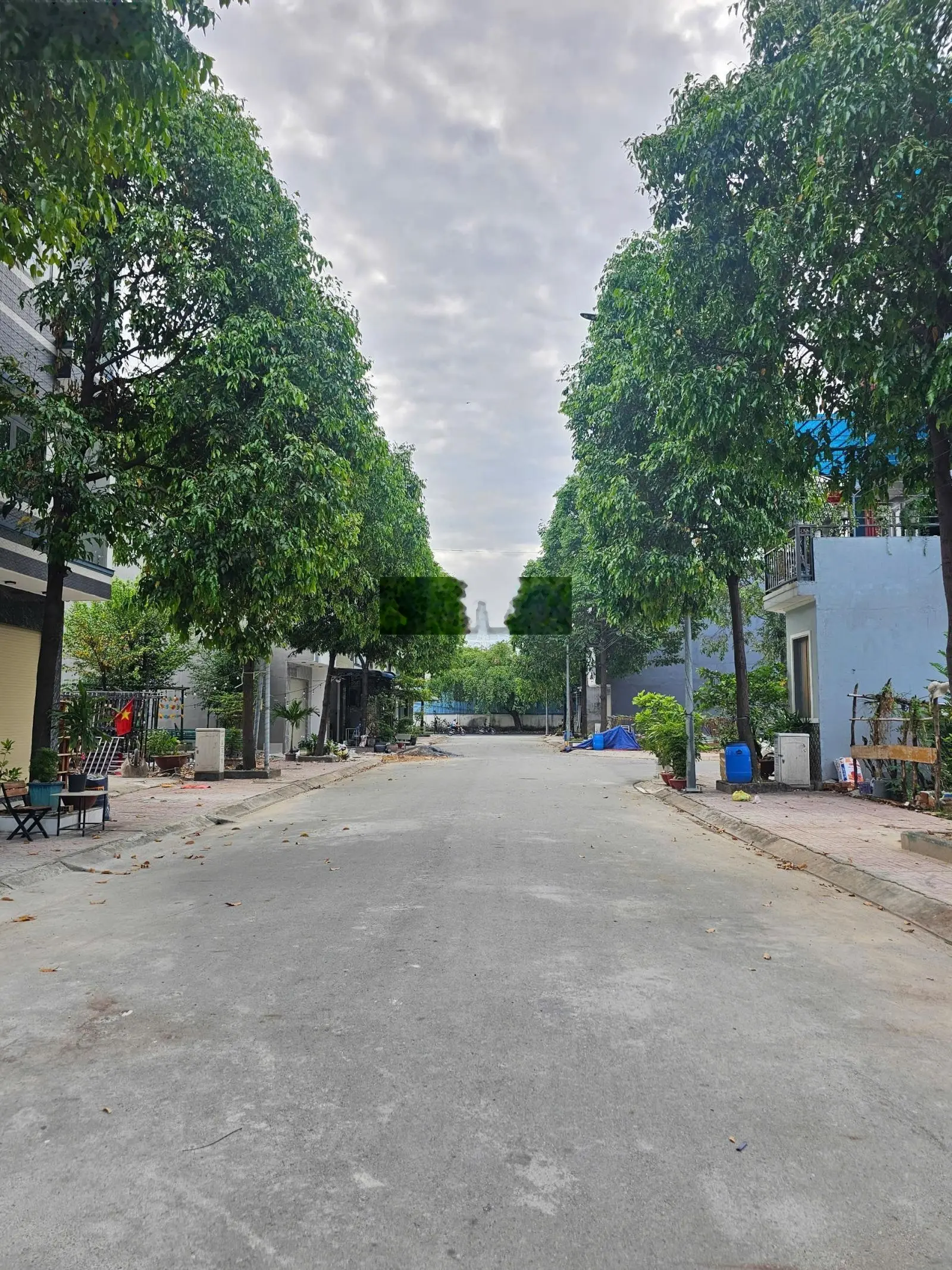 Nhà gần Sài Gòn: 4tỷ800 - 72m2 nhà 1 trệt 2 lầu hoàn công KDC đẹp cạnh KCN Vsip 1 TP. Thuận An