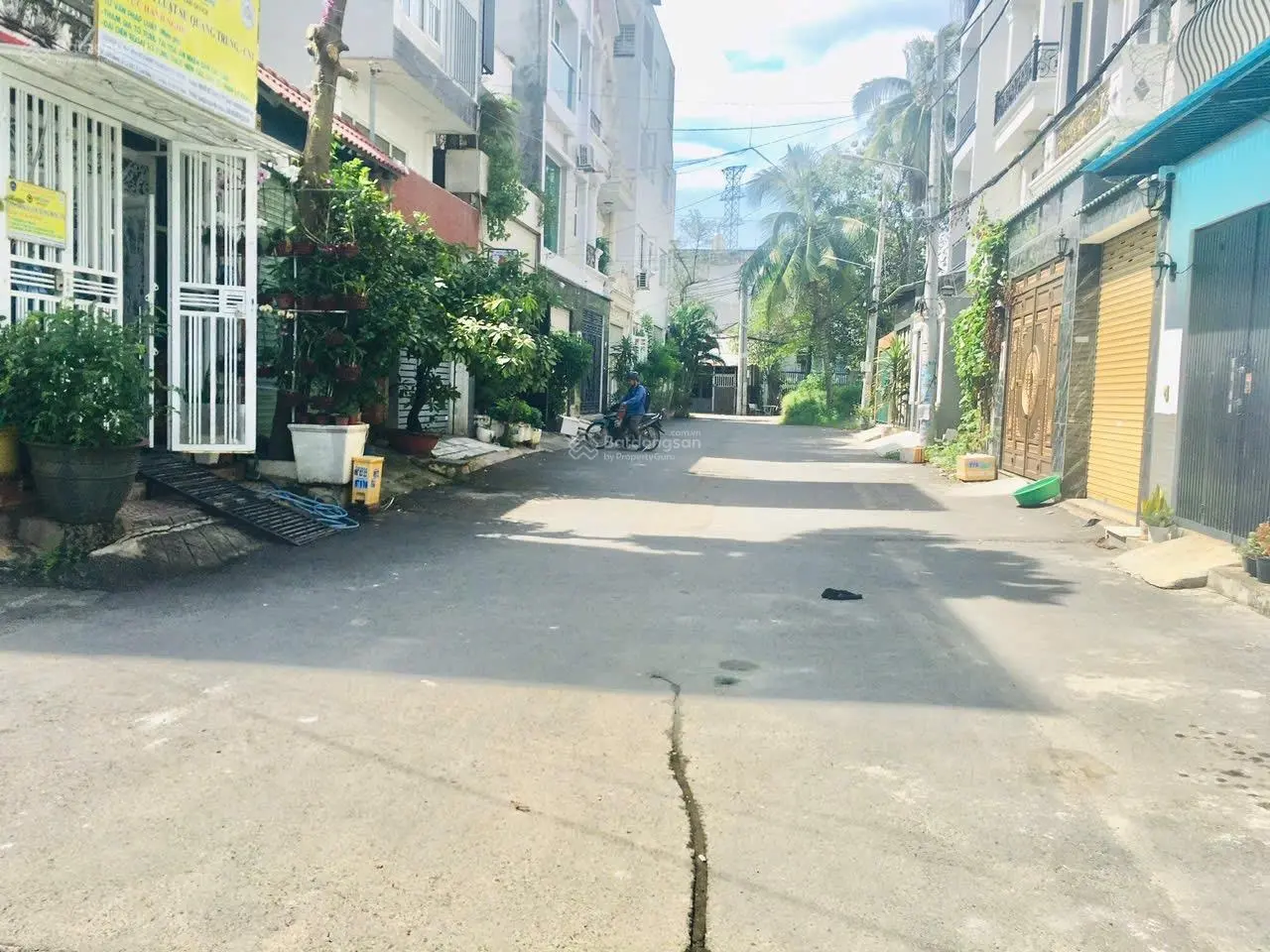 Bán nhà mặt tiền hẻm xe tải Linh Đông, Thủ Đức, 2 tầng hoàn công đủ, giá 5,45 tỷ, diện tích 64m2