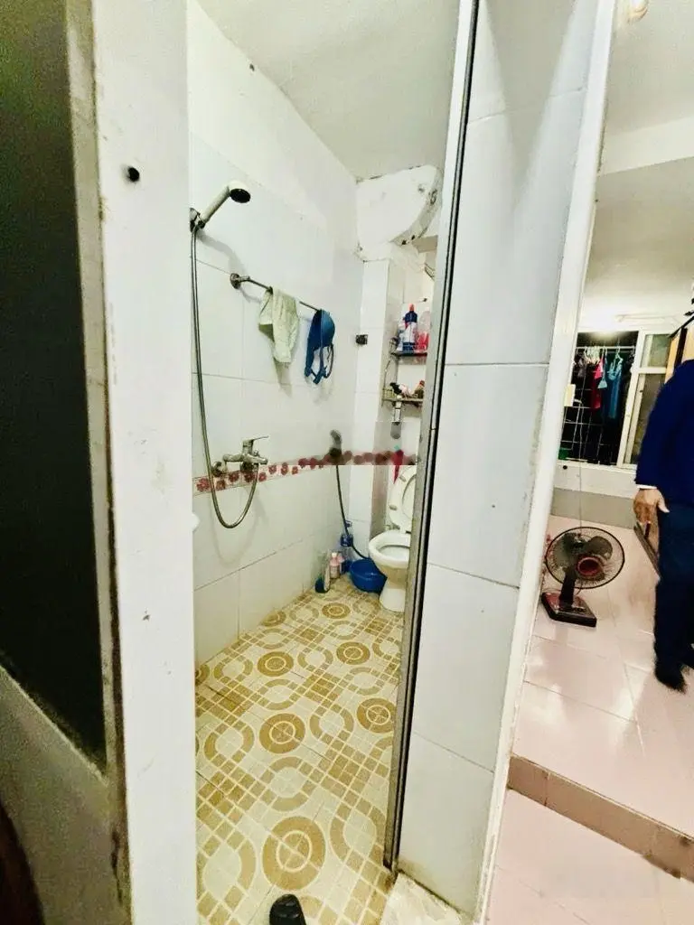 Bán TT tầng 3 Thanh Xuân Bắc, 3 Ngủ nhà đẹp ở ngay, DT 70m2 giá 2.95 tỷ