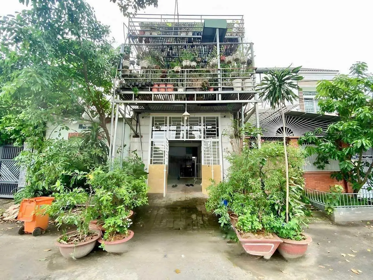 Đường siêu to - Nhà 111 m2, trong Cư Xá Cán Bộ Bệnh Viện Tâm Thần, p.Tân Phong, Nguyễn Ái Quốc