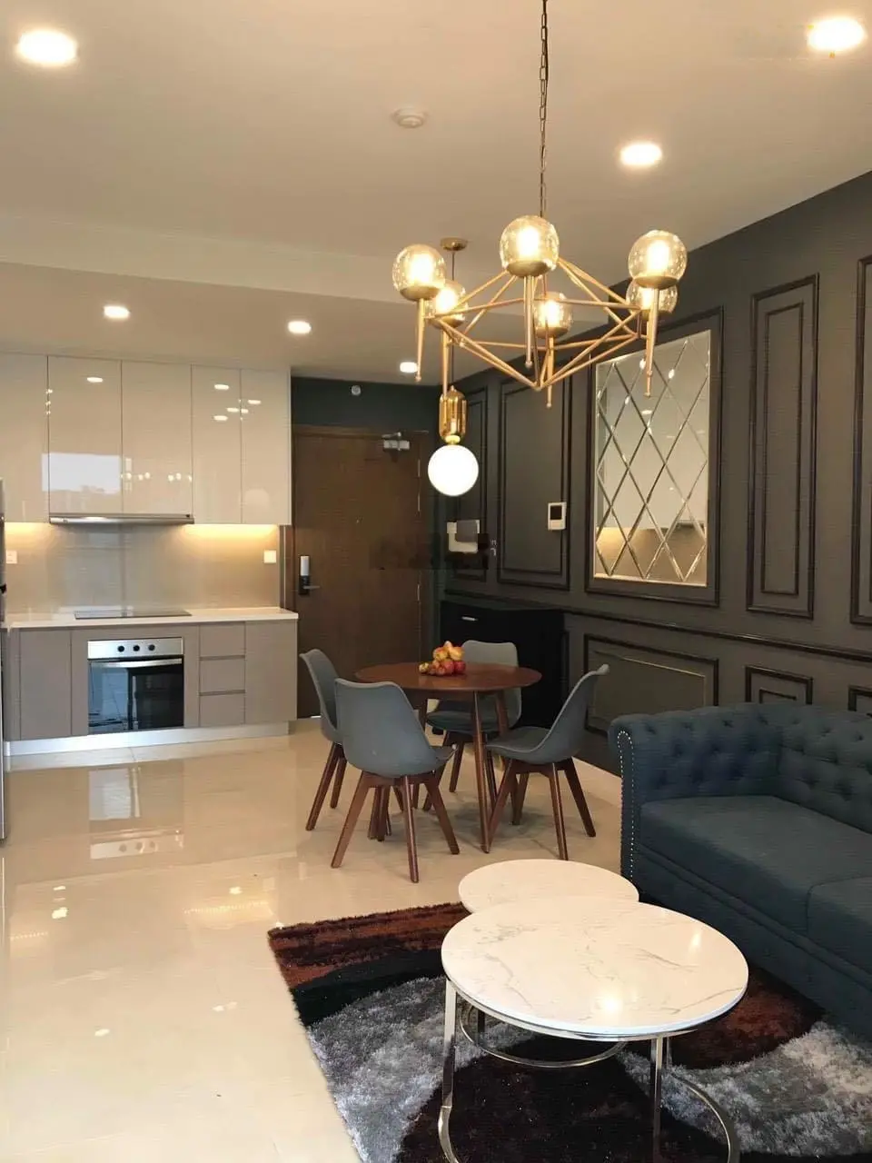 GIÁ 2 TỶ 100 TRIỆU GẤP GẤP BÁN CHUNG CƯ CHÍNH CHỦ THE GOLD VIEW QUẬN 4, 2PN, 2WC, DT 75M