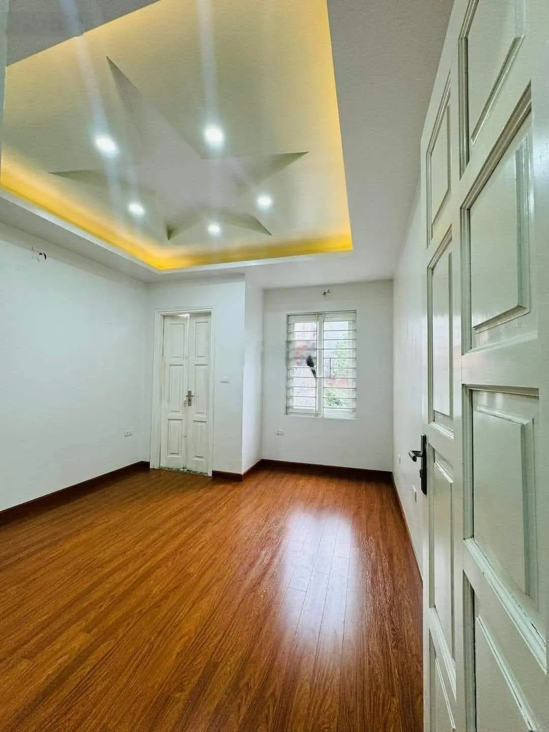 Bán nhà đống đa xã đàn vip mặt ngõ thông kinh doanh mọi loại hình nhà 6 tầng thang máy mặt tiền rộn