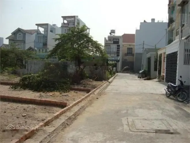 Chính chủ cần bán gấp 2 lô đất liền kề đường 768 220m2, SHR ngay ngã tư Quang Thắng