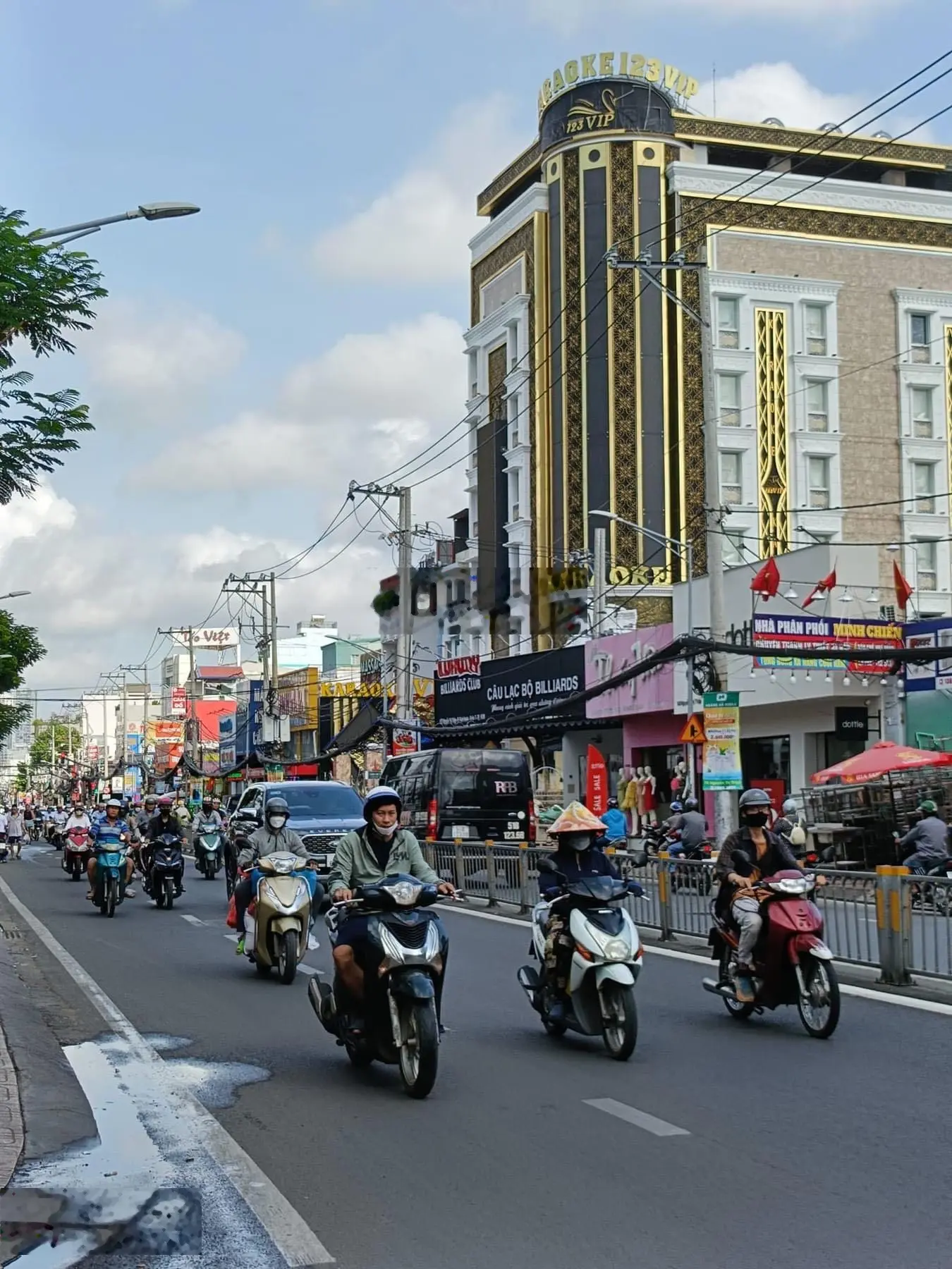 Bán đất 4x20m đường nhựa 6m, sát bên Siêu thị Go Nguyễn Thị Thập giá chỉ 7.3 tỷ