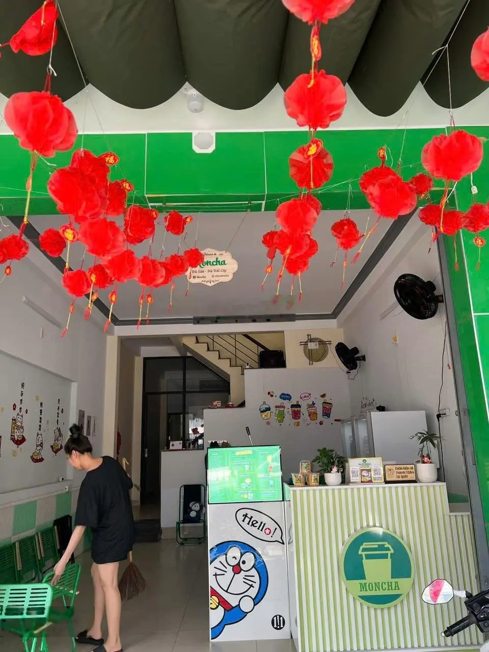 Nhà 2 tầng MT đường Nguyễn Thị Thập - Vị trí: Sát trường học FPT và biển