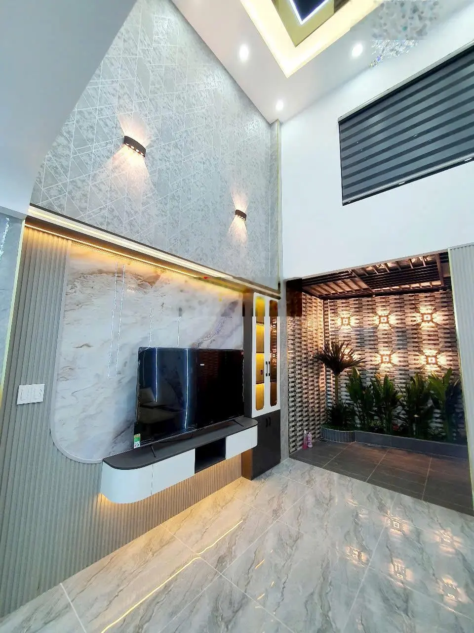 Lên sóng siêu phẩm đúc 3 lầu - hẻm xe hơi full nội thất