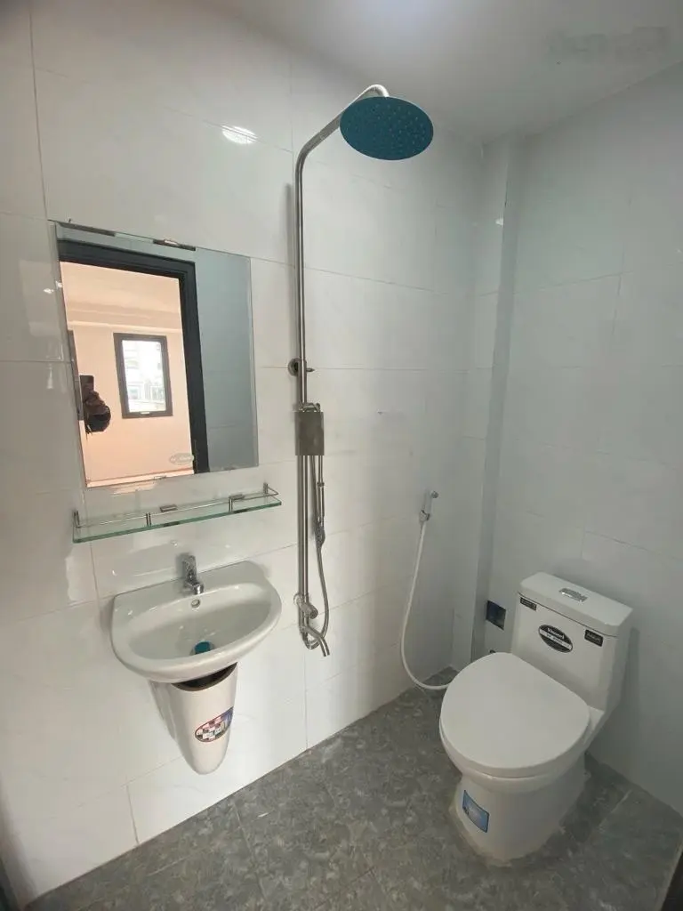 Bán nhà đẹp đường số 13 linh chiểu thủ đức 3 tầng 2 phòng ngủ 3wc chỉ có 2.25tỷ