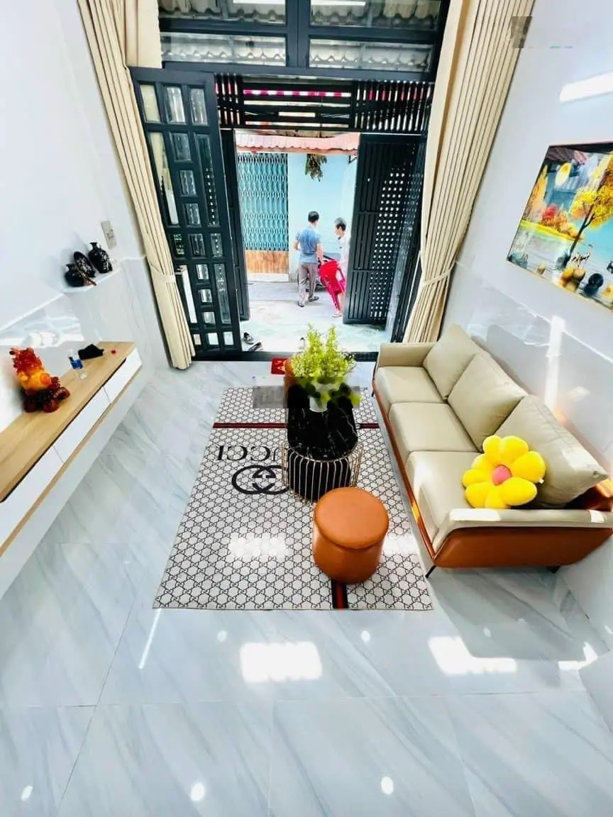Chính chủ bán gấp nhà đường Nguyễn Sỹ Sách, P15, Tân Bình, HXH, SHR, giá 3,6 tỷ LH Vinh 0903 164 ***