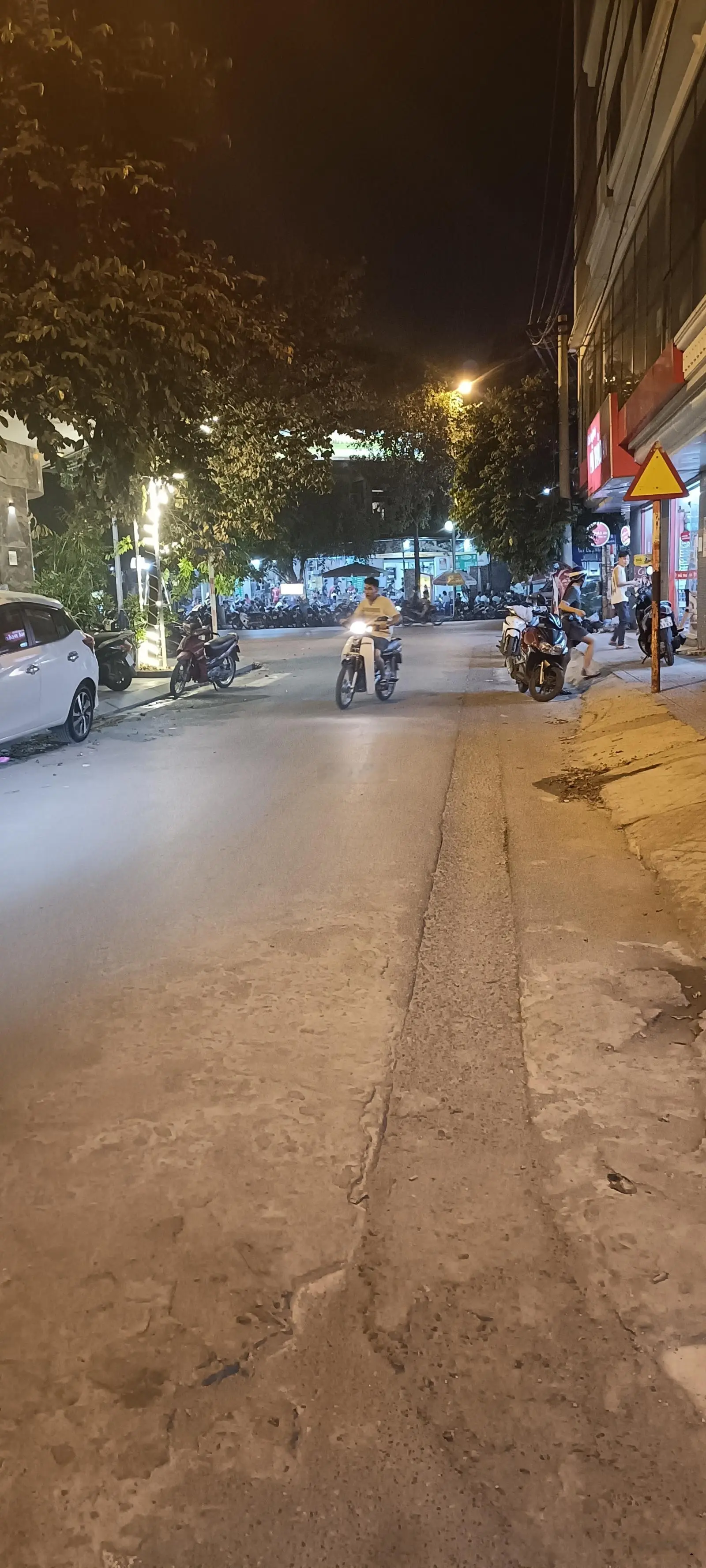 LK Văn Quán, Hà Đông. Phân lô ô tô tránh, vỉa hè. Gara ôtô. Dt 60m2, 5 tầng giá 13.8 tỷ