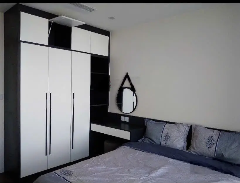 Cần bán căn 3PN/104m2 Sunshine City tầng cao view sông Hồng đẹp, có sổ. LH 0966 286 ***