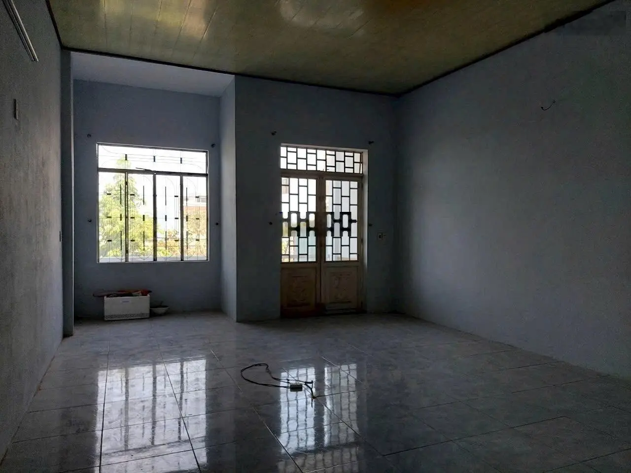 Bán nhà mặt tiền đường lê tấn trung , vị trí siêu đẹp .