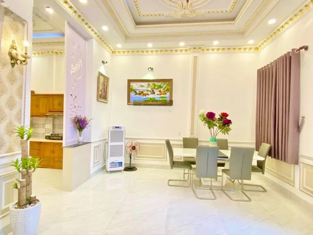 Quận 7 -phạm hữu lầu-hẻm xe hơi diện tích khủng 83 m2--shr - chỉ nhỉnh 5 tỉ thương lượng