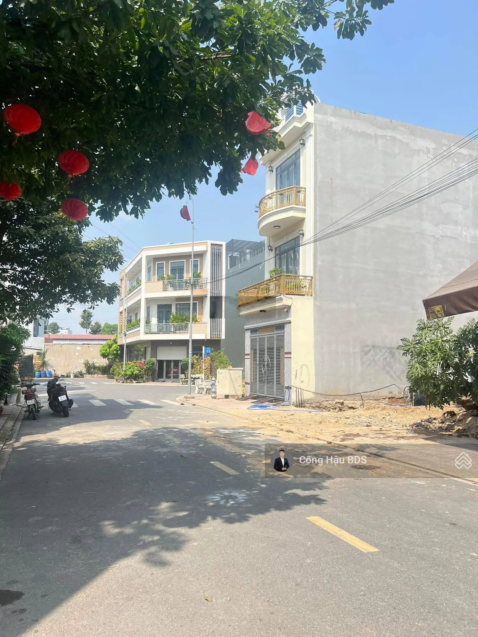 Nhà đẹp- tp. dĩ an. gồm trệt- 2 lầu. 3pn- 4wc. thiết kế hiện đại. sát vincom tp. dĩ an. dt: 67.5m2
