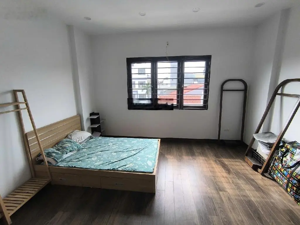 Chỉ 6,25 tỷ nhà đẹp cổ linh 34m mt 4,5m 5 tầng full nội thất gần oto, trường học, aeon giữa 2 cầu