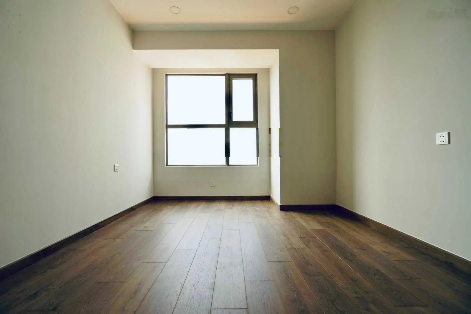 Bán gấp căn hộ cao cấp River Panorama Quận 7 giá: 2 tỷ 950 (gồm 2PN + 2WC 63m2). LH Em Tuấn xem nhà