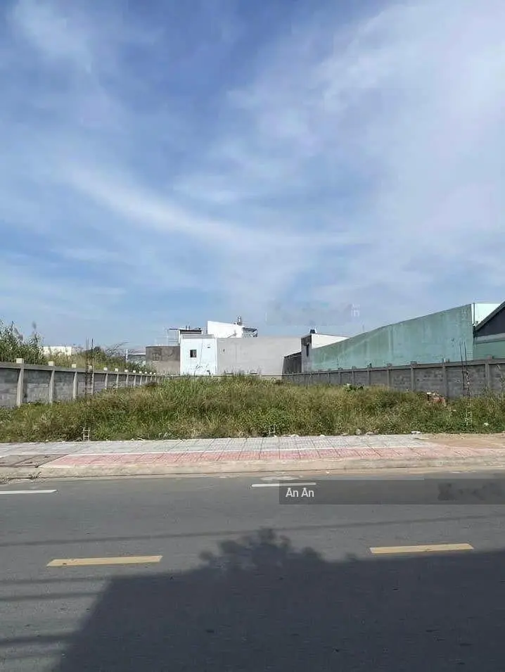 Bán đất gần Chợ Tân Hoà, Đất Thỏi Cư 120m2/650tr SHR tại Nguyễn Văn Cung, Tân Ngãi, Vĩnh Long