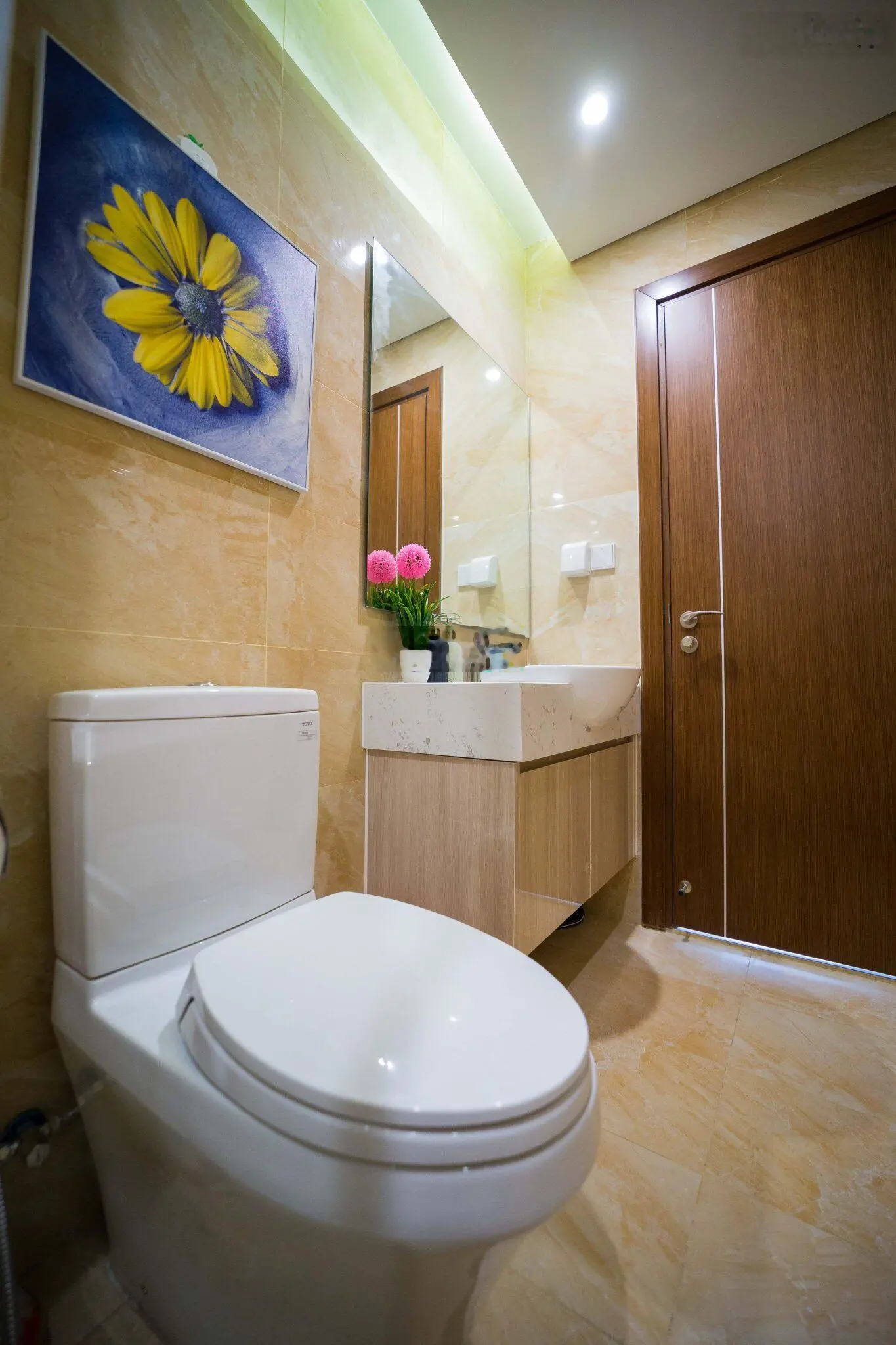 (Giá thật) chính chủ bán chung cư The Legend căn góc 72.5m2 2PN, 2WC tầng trung full NT 6.45 tỷ