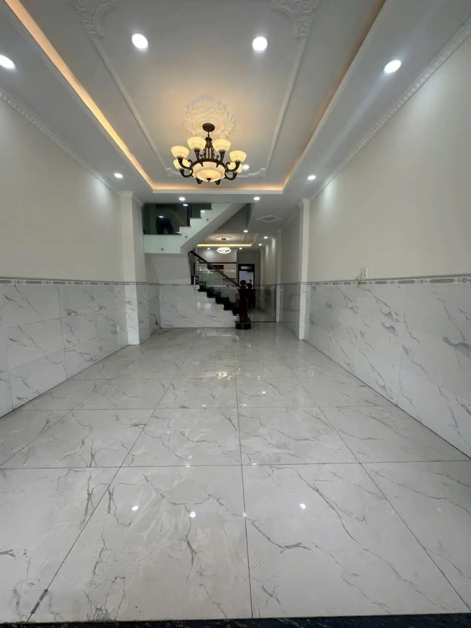 Căn nhà phố thương mại ROYAL TOWN Đẹp nhất rẻ nhất mặt tiền Nguyễn Thị Khắp