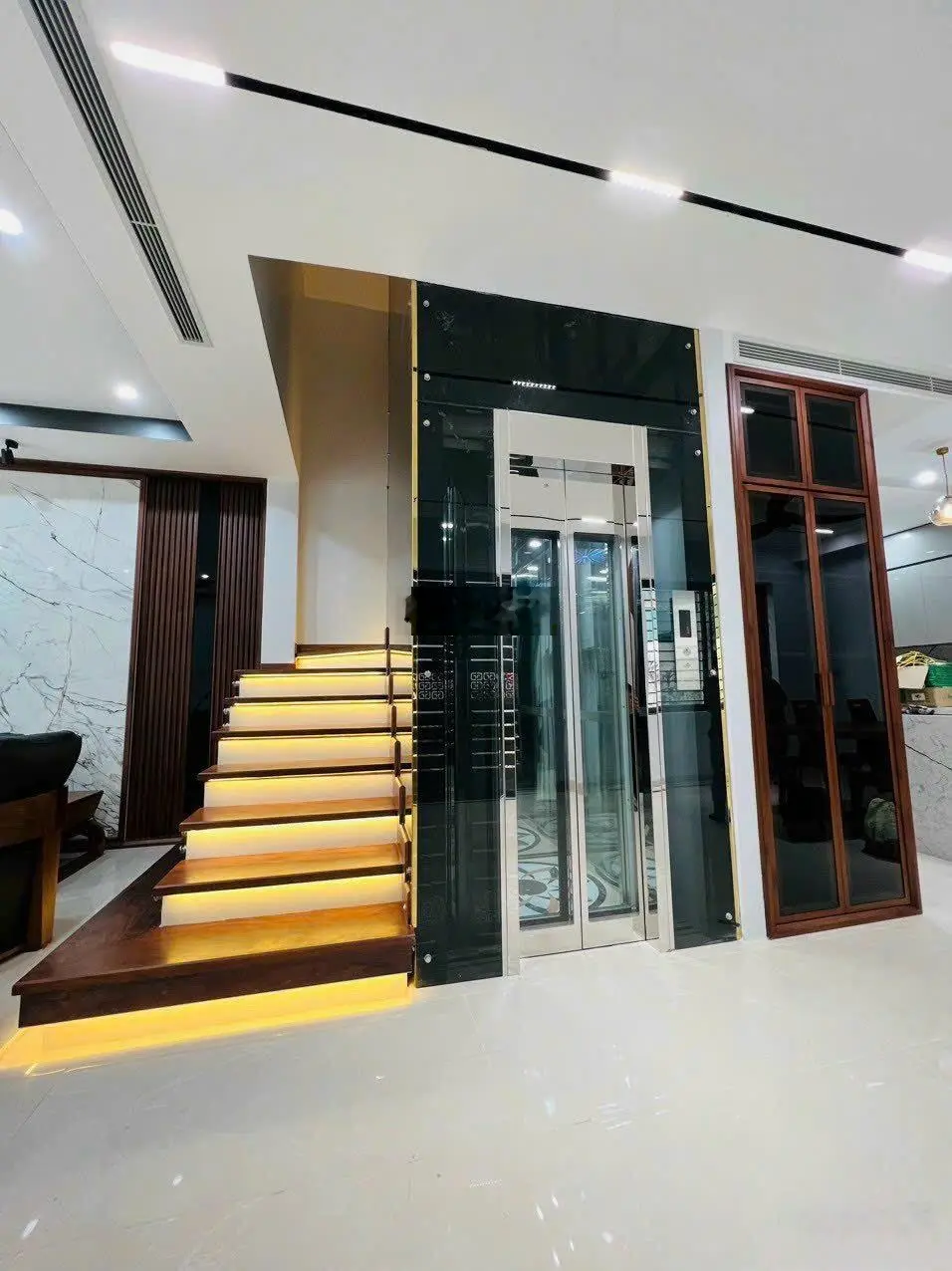 Quỹ căn chuyển nhượng giá rẻ Vin3. 78m giá 10ty đường to 20m