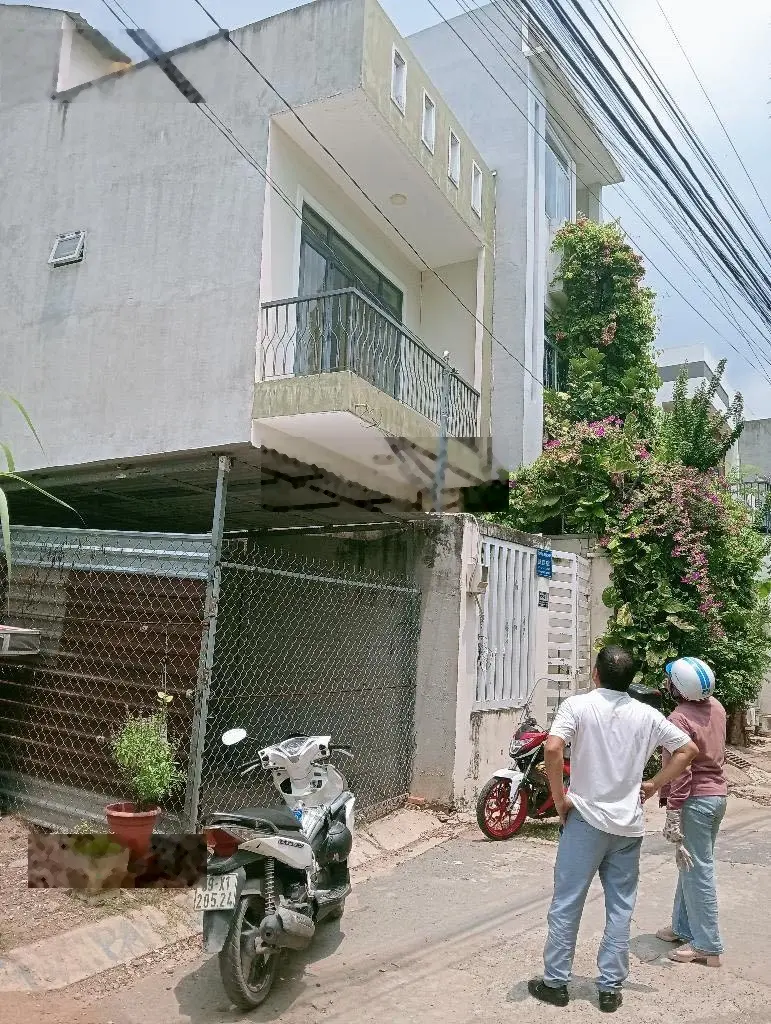 Cần bán nhà HXH tránh, đường Nguyễn Duy Trinh, ngay chợ Long Trường, 65m2, 3 tầng, chỉ 3.7 tỷ