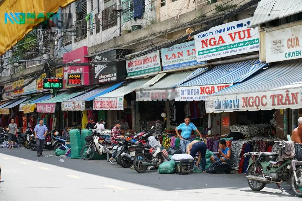 Bán nhà MTKD ngay chợ Nguyễn Suý - Tân Hương DT 4x15.5 m = nhà c4 giá 12.5 tỷ