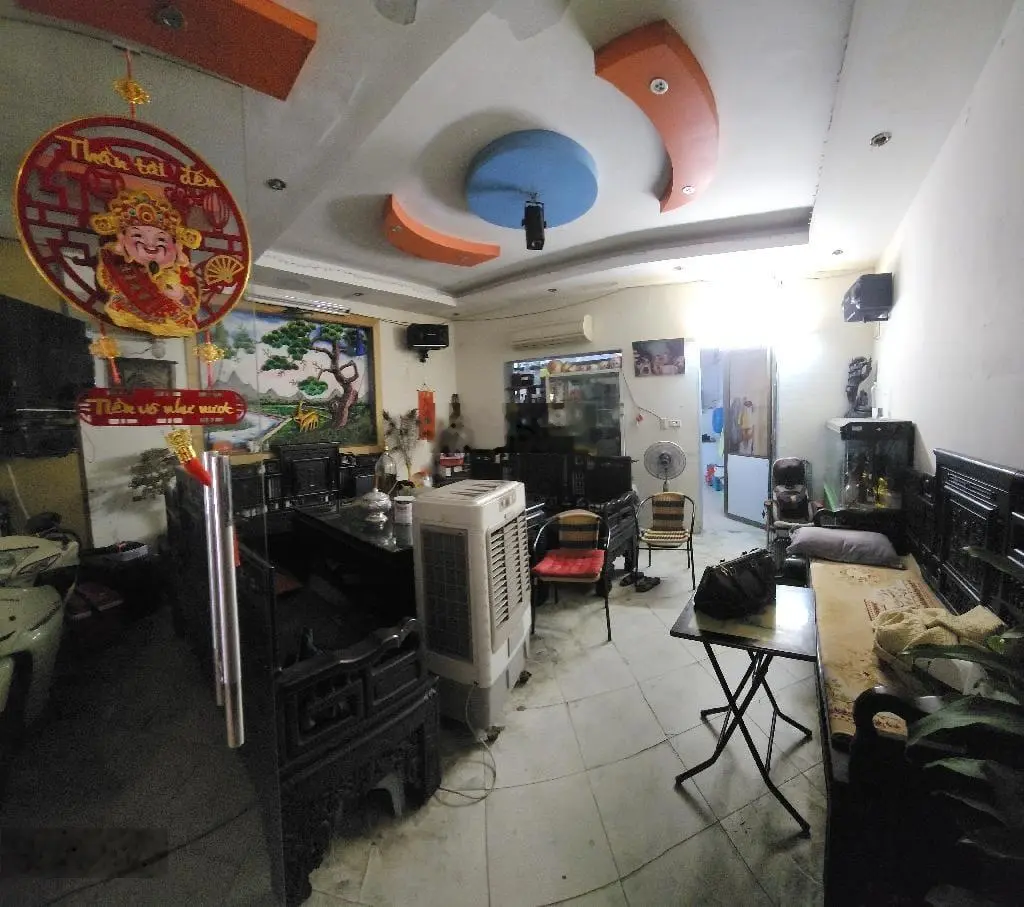 Bán nhà mặt phố ngọc thụy, long biên, phân lô, ô tô tránh, kinh doanh sầm uất ngày đêm