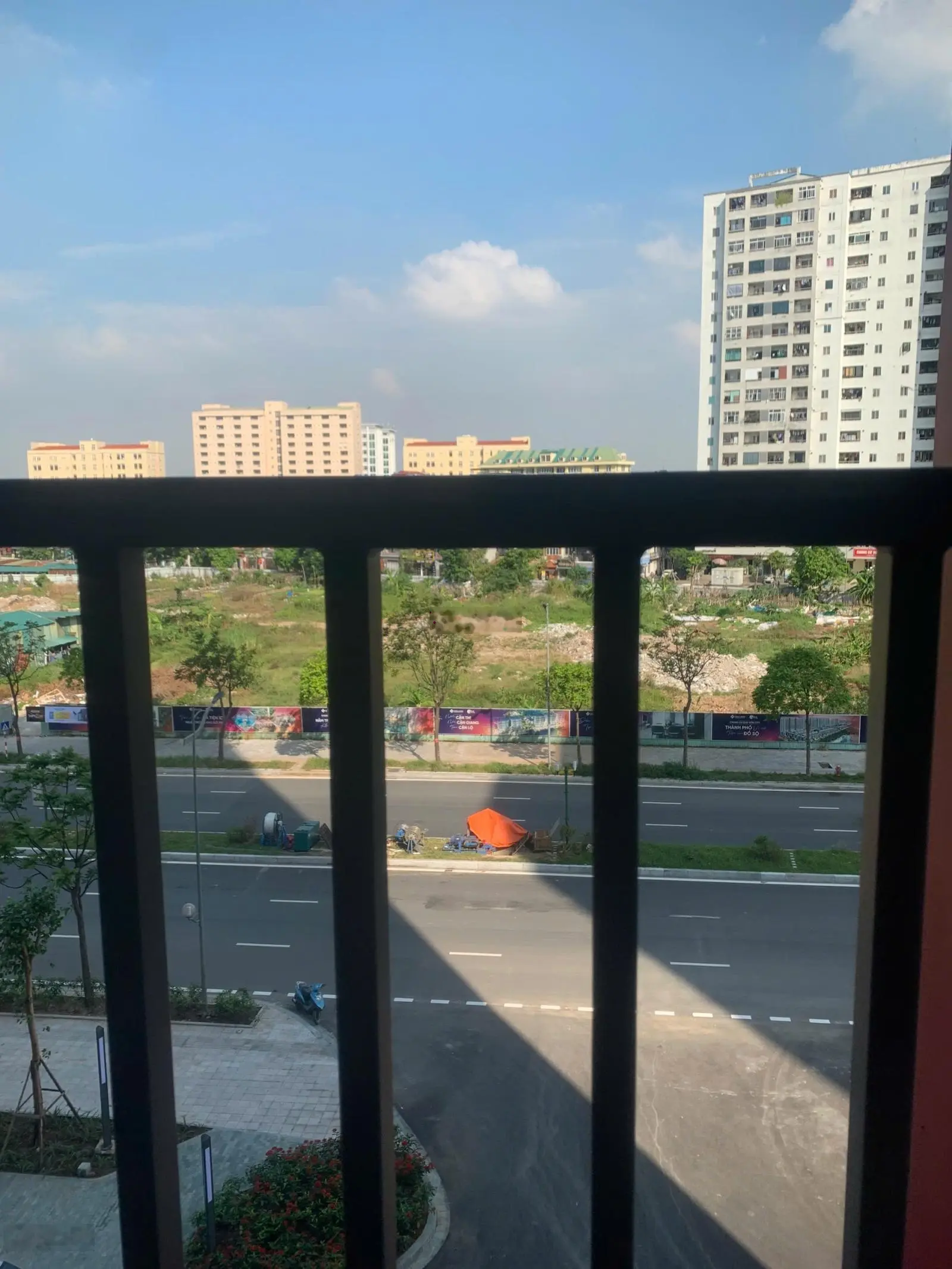Bán căn chung cư 89,53m Chung cư Khái Sơn Long Biên City giá 5 tỷ 430 .
