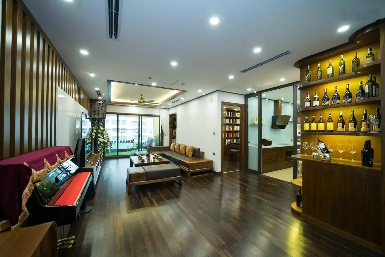 Gia đình tôi thiện chí bán căn hộ Penthouse 301,4m2 ở KĐT Trung Văn giá chỉ 9 tỷ có thương lượng