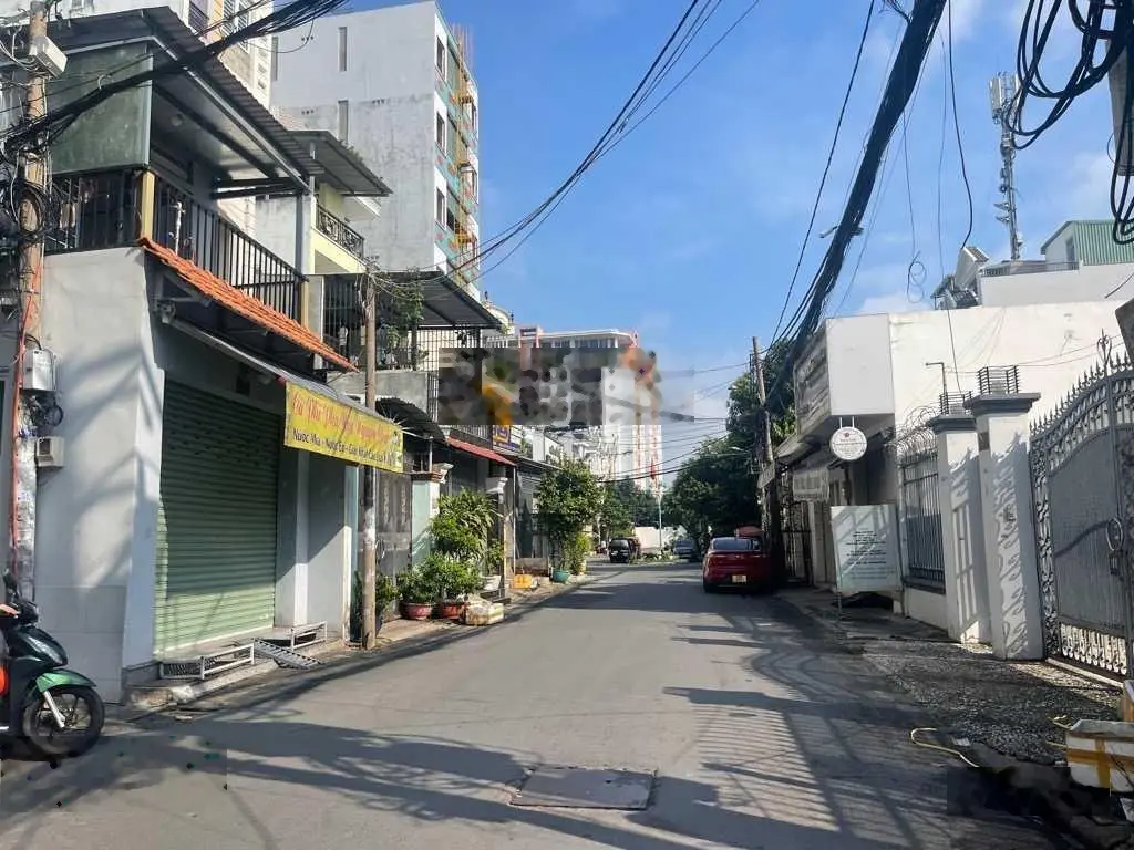 Bán nhanh CHDV có 48P đang có HĐT khoán 90tr/th, DT 15x22m giá 27,5 tỷ. 0933 198 *** Đại Phú