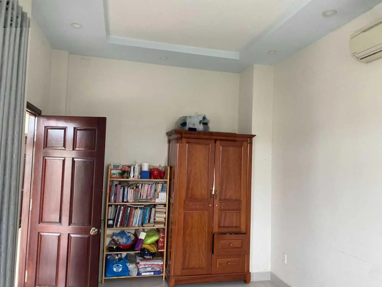 Kẹt tiền bán căn song lập Hưng Phú 1 gần Global City 10x17.5m sổ sẵn nhà xây đẹp, kiên cố