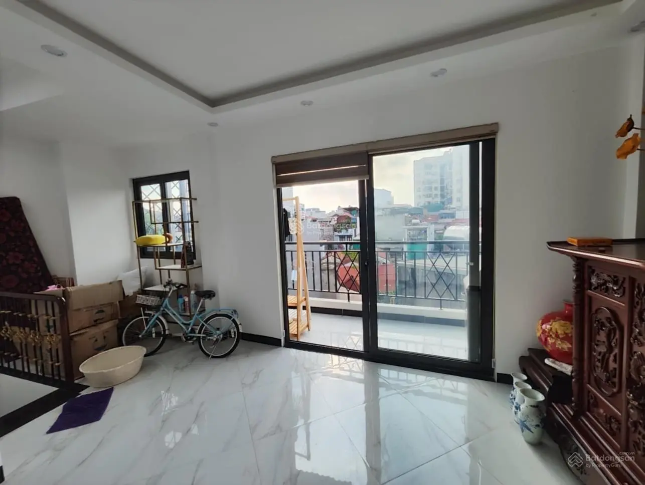 Bán gấp nhà VĂN CAO - BA ĐÌNH - HÀ NỘI, DT: 30m2 x 5 Tầng - MT: 3m/ Giá : 5,7 Tỷ