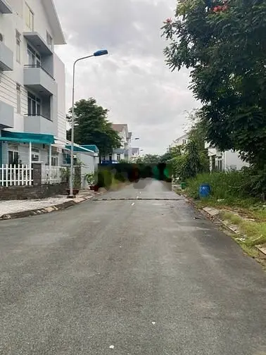 Bán Biệt Thự Góc KDC Gia Hoà DT 187.5m2 giá 21.5 tỷ, SHR, alo em Nhi