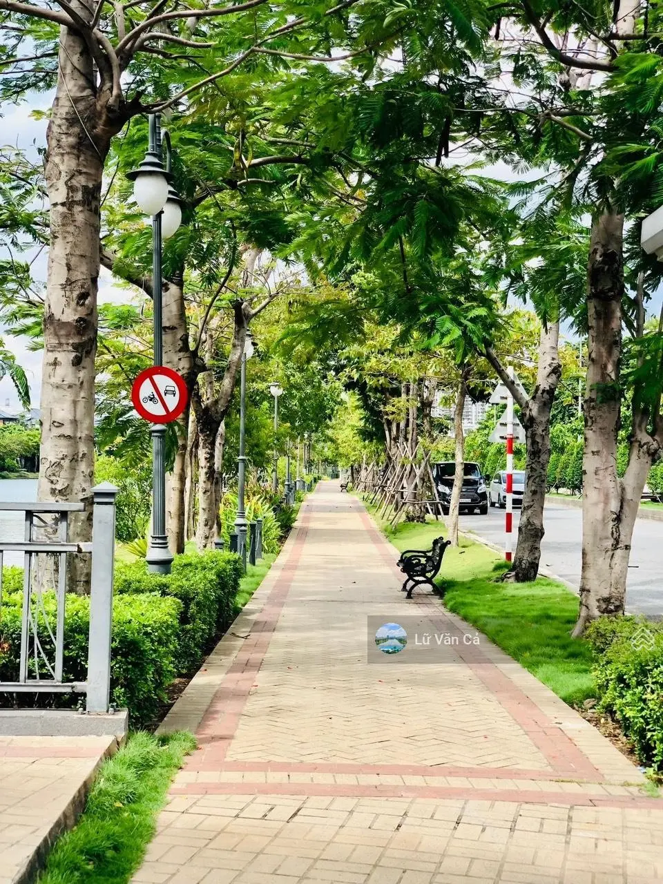 Nhà phố lakeview city view hồ, 20 tỷ full, đường 25m, liên hệ 0907 860 ***