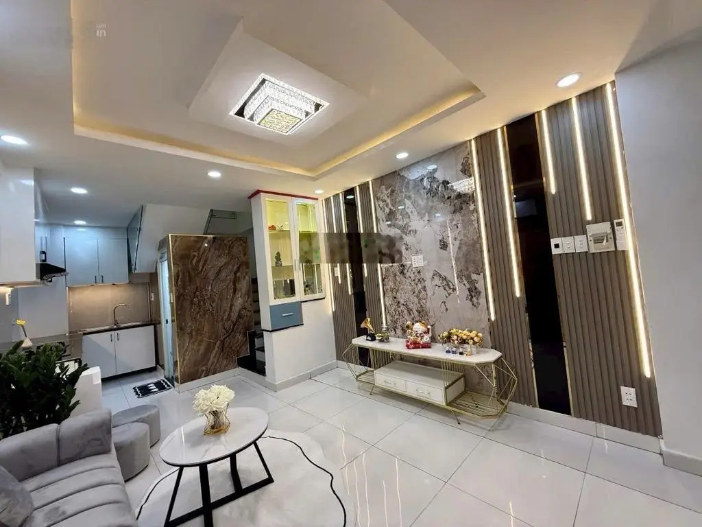 Nhà mới đẹp - HXH - sát MT Phan Xích Long - sổ mới đẹp vuông vức