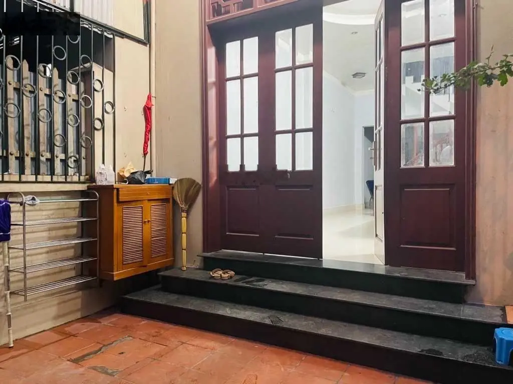 Bán nhà Khuyến Lương 65m2x4T, mặt tiền 4m chỉ 7.35tỷ, ôtô vào nhà, sổ đỏ vuông, ko lỗi phong thủy