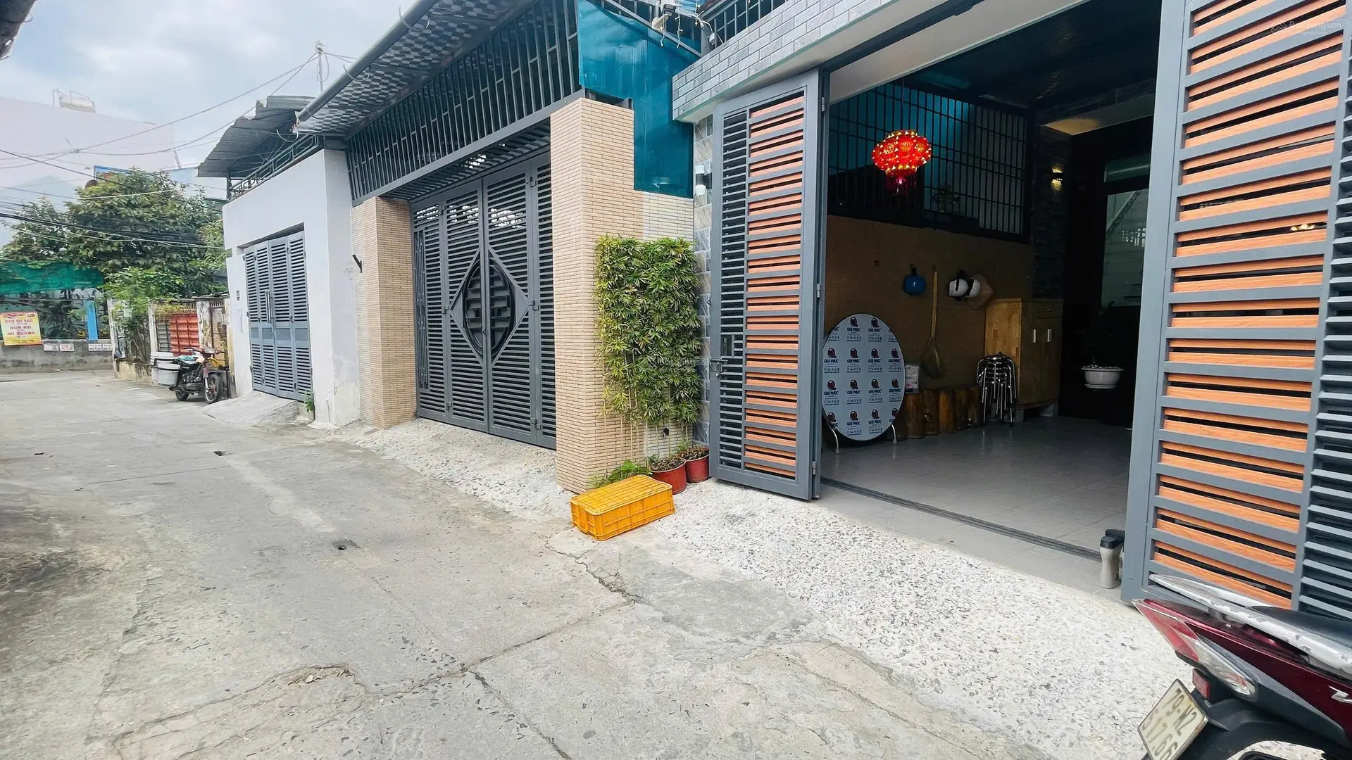 Bán Nhà Khu Dân Cư Phường Phước Hải, TP Nha Trang, nhà 1 trệt 1 lửng , 3pn, 2wc, ô tô tận cửa, SHR