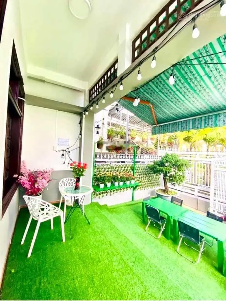 Villa sân vườn P5 có view đẹp, DT 9x33m, khu an ninh đảm bảo, Giá 17.5 tỷ TL