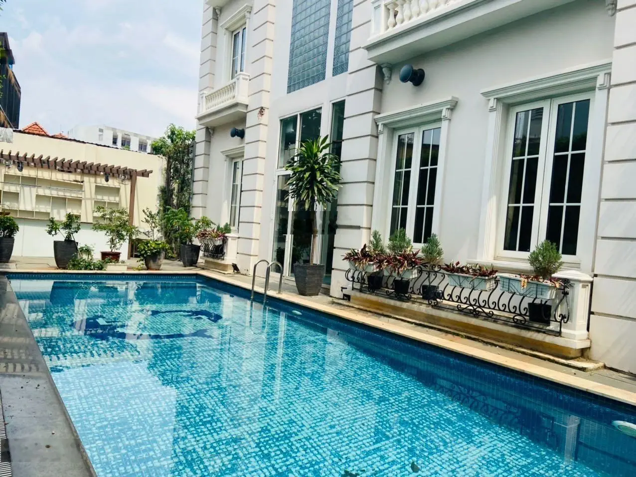 Thảo Điền 155 tỷ - sở hữu biệt thự sân vườn - hồ bơi siêu đẹp