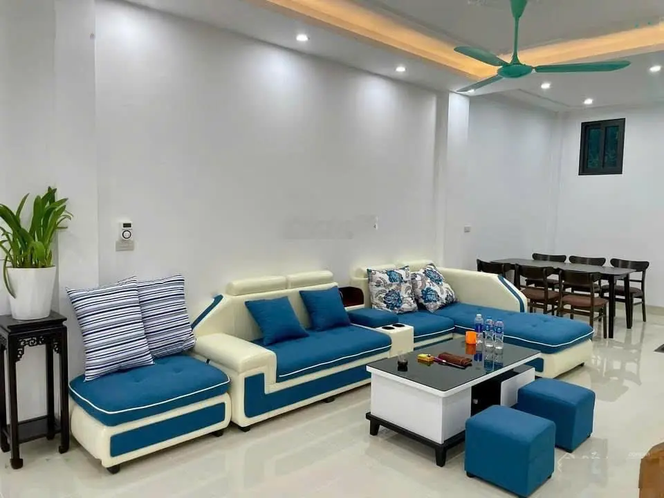 Siêu phẩm duy nhất tại phố Trung Sơn, 2,5 tỷ, 67m2, 3PN, 3PT, pháp lý đầy đủ