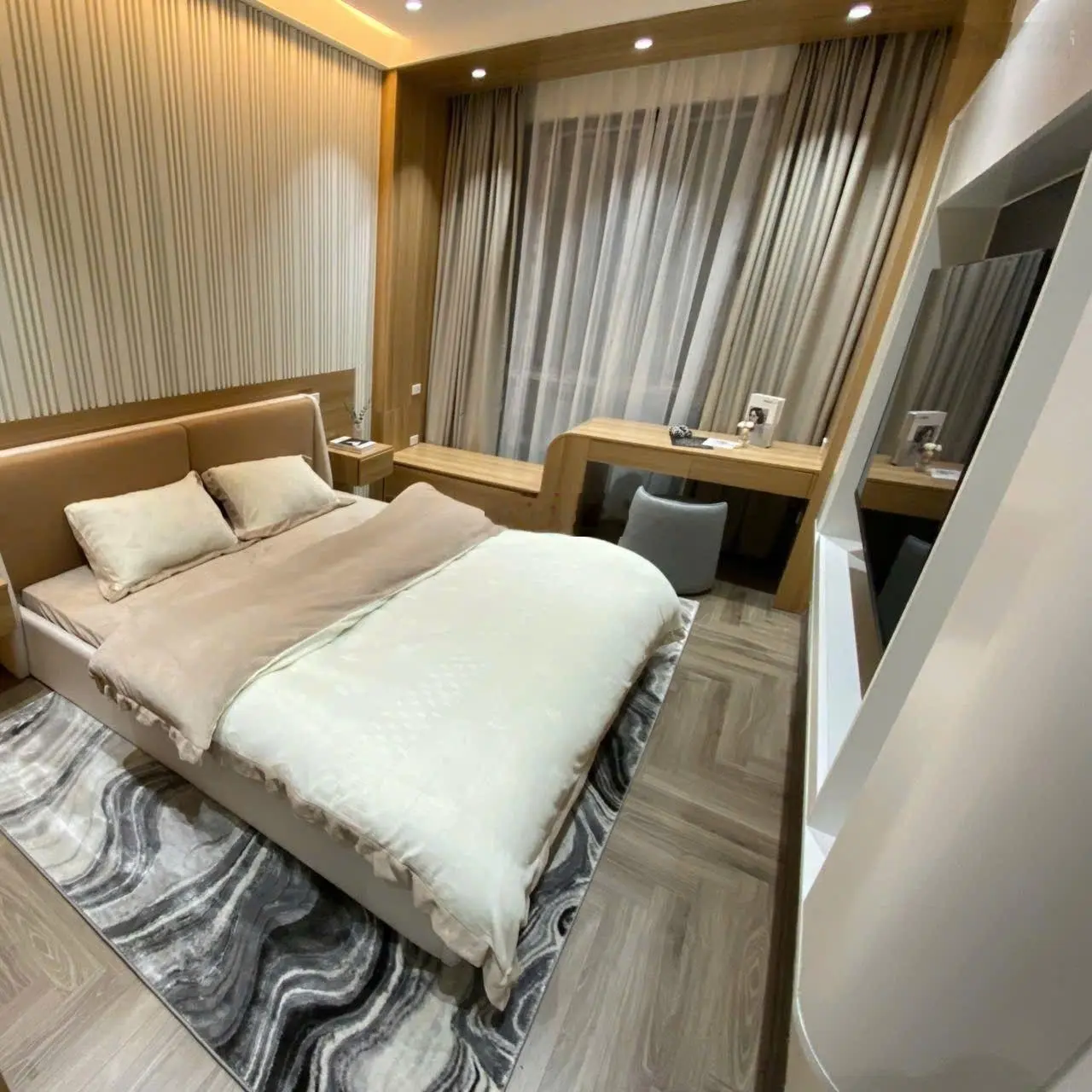 Mặt ngõ ô tô 8.8 tỷ, 5 tầng thang máy, DT 34m2, 3 ngủ full nội thất, Vạn Phúc, Hà Đông