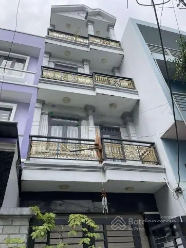 TÔI CẦN BÁN NHÀ HỒI VỐN ĐƯỜNG SỐ 6, CXBT,QUẬN 11.GIÁ: 4.070 tỷ.DT: 5.4mx15.2m. Sổ hồng chính chủ.