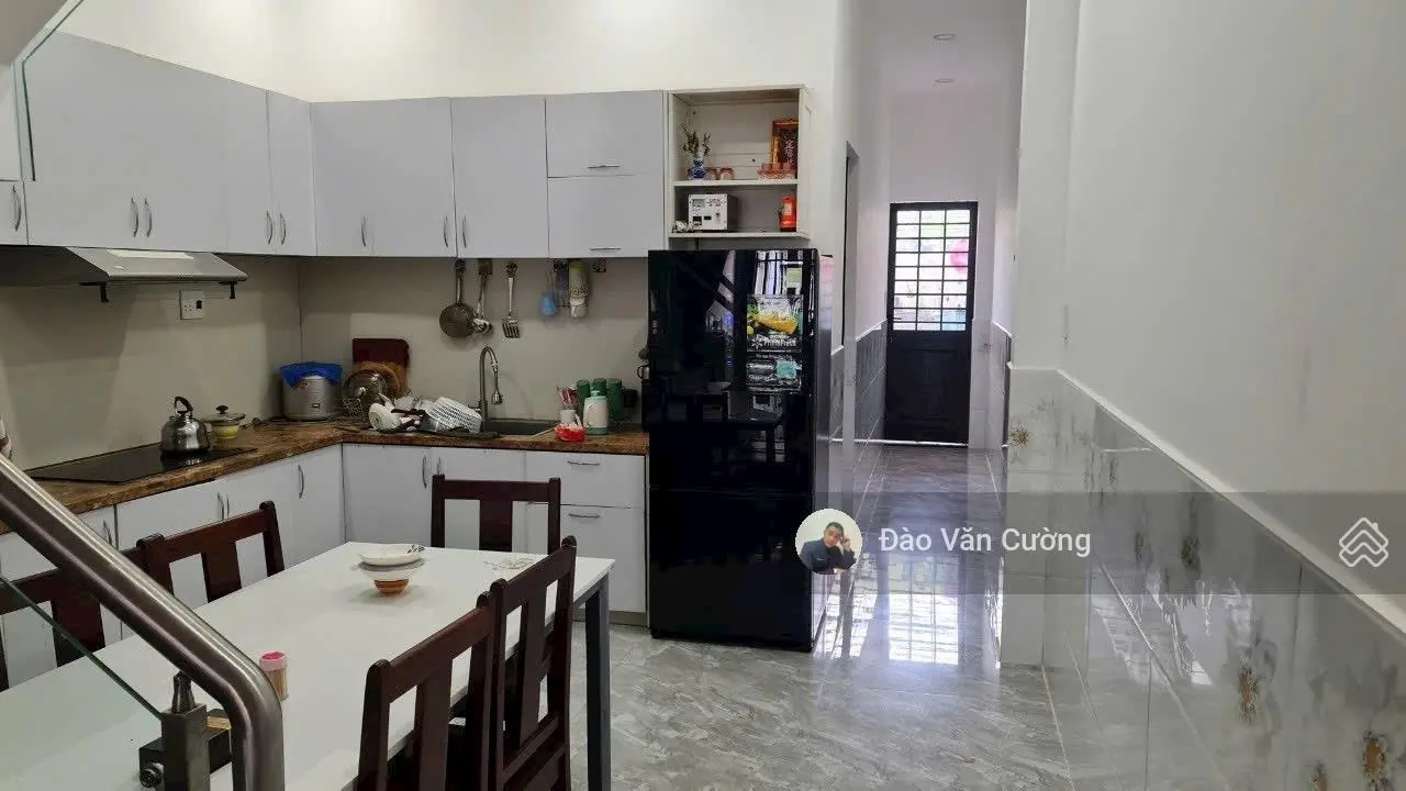 Bán nhà đường Trần Quang Khải tp dĩ an 90m2 giá tốt 4t 650